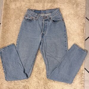 Levi's Classic Blue Straight Leg Women's Jeans